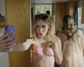 Morgan Holmstrom, Natasha Calis sexy - SkyMed (2022) s01-e02,04,06 hot bikini scenes