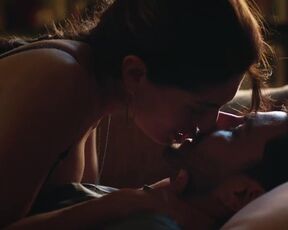 Julie de Bona, Caterina Murino -La Maison d'en face s01e02-04 (2022) hot sex scene from the movie