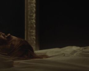 Kelly Murtagh - Shapeless (2021) Sexy Celebs