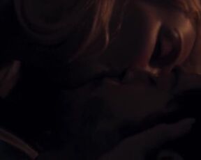 Dilan Cicek Deniz, Dolunay Soysert - Don't Leave (Kal) (2022) Sexy Scene from the movie