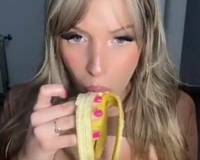 Sumptuous Latina Munches Banana - TikTok Contest