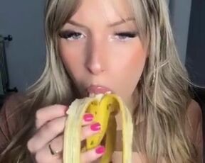 Sumptuous Latina Munches Banana - TikTok Contest