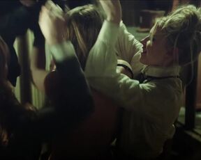 Isolda Dychauk, Jeanne Goursaud, Zsa Zsa Inci Bürkle, Muriel Wimmer - 7. Stunde (2015) Topless Celebs