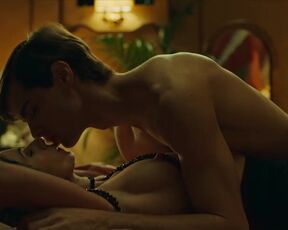 Claudia Ferranti, Mariela Garriga nude - Bosé (2022) s01e01e03