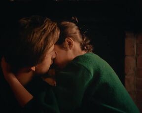 Maria Oblicka - The blue room (Niebieski pokój) (2020) Naked Celebrity