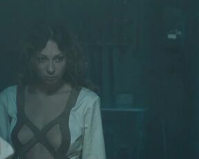 Oksana Borbat, Xeniya Fesenko, Amanda Righetti - Return to House on Haunted Hill (2007) naked actress