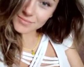 I am very horny and want to fuck