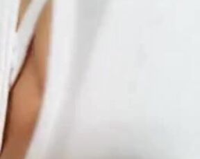 I am very horny and want to fuck