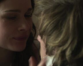 Mylene Jampanoi, Annabelle Hettmann - La peau de chagrin (2010) Hot Film Scene