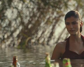 Katarina Ivanovska - The Third Half (Treto poluvreme) (2012) topless actress