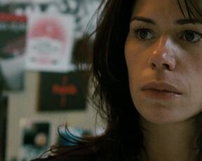 Henriette Muller, Rita Lengyel, Araba Walton - Berlin Calling (2008) topless scene