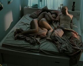 Henriette Muller, Rita Lengyel, Araba Walton - Berlin Calling (2008) topless scene