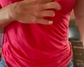 Couldn’t wait to get home and have fun with my boobs for you!!