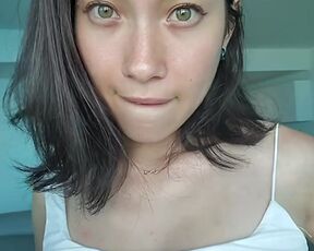 This lil' gal thinks that with such baps she is right in any situation by lilykawaii - TikTok Nude