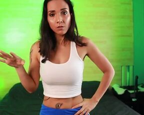 Latina Masseuse Addicted To BBC