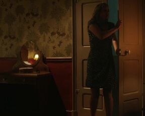 Julie De Bona - La vallée des mensonges (2014) Nude Scenes