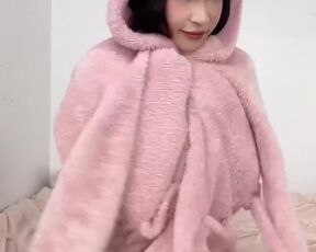 This youthfull honey luvs to get nude and send NSFW movies to her pals by pinesoul - TIK TOK BOOBS