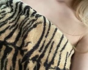 Do you want to have fun with her supah jummy melons? by hotdee01 - TIKTOK NAKED GIRL