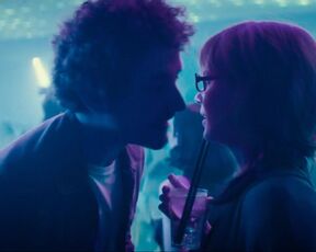 Alicia von Rittberg, Lara Aylin Winkler, Nilam Farooq - Rate Your Date (2019) Nude Video