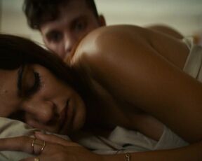 Alicia von Rittberg, Lara Aylin Winkler, Nilam Farooq - Rate Your Date (2019) Nude Video