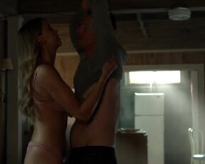 Riley Voelkel, etc – Hightown s02e10 (2020) Hot Scene