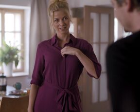 Hilde Dalik, Jaschka Lämmert, Ulrike C. Tscharre - Meiberger - Im Kopf des Täters s01e06 (2018) Topless Scene