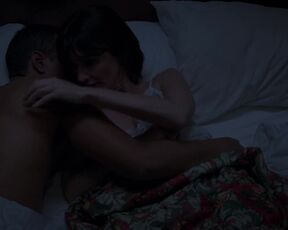 Paz Vega sexy - 13 Minutes (2021) Bedroom Episode