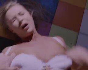 Marta Stobnicka, etc - Niewidzialna wojna s01e01-06 (2022) Nude Video