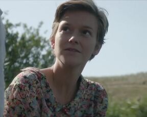 Line Pillet - Tench (Muidhond) (2019) Naked Actress