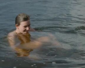 Line Pillet - Tench (Muidhond) (2019) Naked Actress