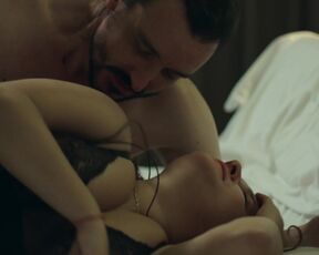 Mariona Teres - Pijamas espaciales (2022) failed sex scene