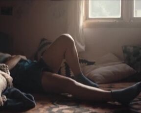 Whitney Lafleur, Marguerite Bouchard nude - Comme une comète (2020) Caught Fappening Scene