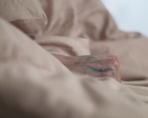 Camila Flamenco naked - Mía (2020) Hot topless (FF) pregnant scene