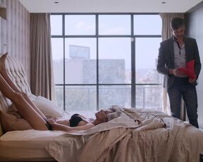 Camila Flamenco naked - Mía (2020) Hot topless (FF) pregnant scene