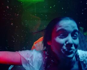 Alba Baptista sexy - Magnetick Pathways (2018) Hot Scenes