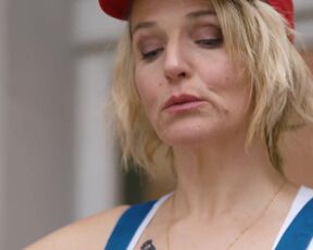 Tanja Wedhorn hot - Fritzie - Der Himmel muss warten (2022) s03e03-04 TV sex Scene