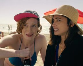 Luise Wolfram, Moran Rosenblatt naked - Kiss Me Before It Blows Up (2020)