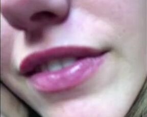 Marie Zabukovec - Online (Virtuelle) (2019) Naked Scenes