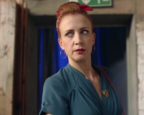 Caro Cult - Einstein s03e06 (2019) Hot car sex Scene