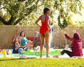 Andrea Sawatzki, Maria Happel - Freibad (2022) Sexy Scene