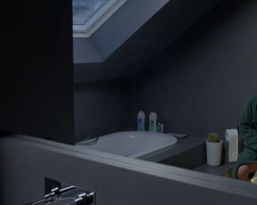 Sophie Pfennigstorf, Adèle Wismes nude - Sopravvissuti (2022) s01e01-02 Nude