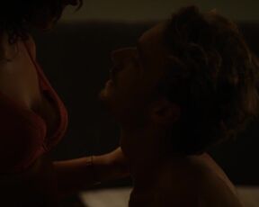 Isabella Krieger - Rosamunde Pilcher e154 (2019) Topless Scenes