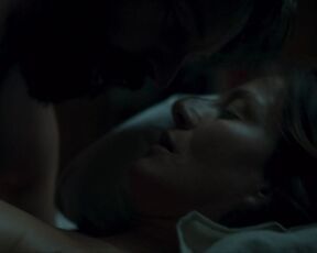 Maja Ostaszewska naked - Broad Peak (2022)