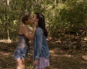 Tommi Rose, Anna Harriette Pittman topless - A Savannah Haunting (2021) Nude Movie Scene