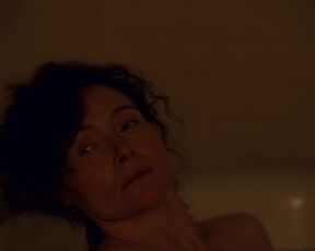 Essie Davis nude - GDTCC (2022) s01-e08 Hot Thriller Scene