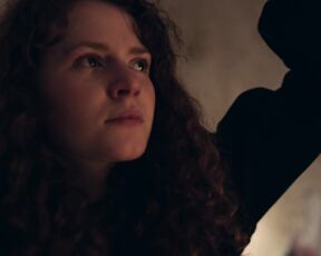 Nadja Sabersky sexy - Freund oder Feind. Ein Krimi aus Passau (2020) moment of a deep search of the actress