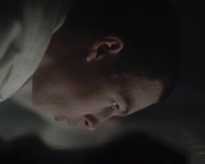 Flo Fagerli sexy - Kuppel 16 (2022) s01-e01 Voyeur Scene