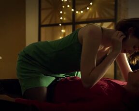 Isa Montalbán, Leyre Romero sexy - HollyBlood (2022)