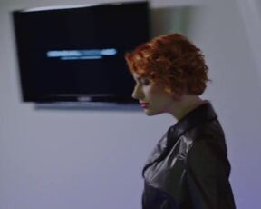 Lisa-Lena Tritscher - Wischen ist Macht s01e10 (2019) Sexy Scenes