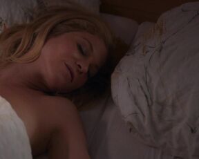 Hilde Dalik nackte - Für immer tot (2022) Topless German Actress